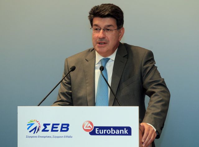 ΣΕΒ: Ενισχύθηκαν τα σημάδια επιστροφής της οικονομίας σε ομαλή τροχιά