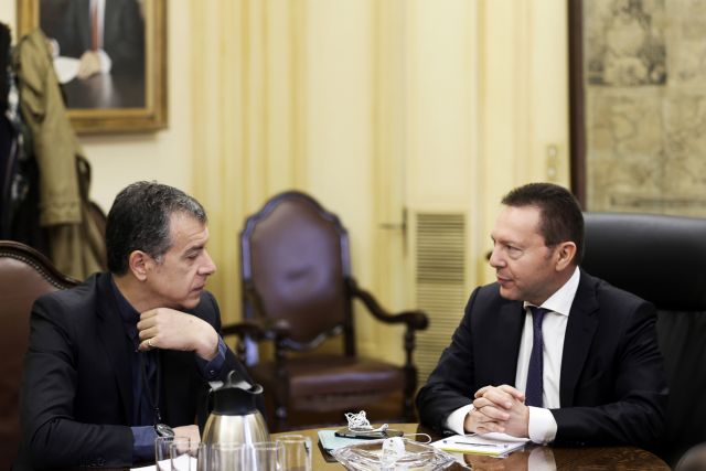 Για την ανακεφαλαιοποίηση των τραπεζών συζήτησαν Στουρνάρας – Θεοδωράκης