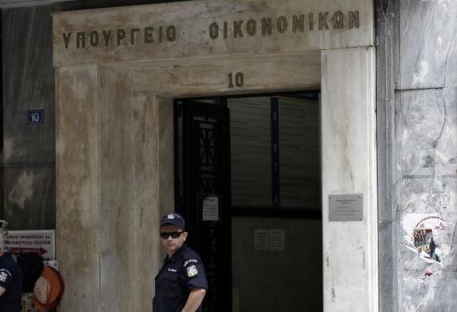 Αυξημένα τα έσοδα Οκτωβρίου, για πρώτη φορά πάνω από τον στόχο