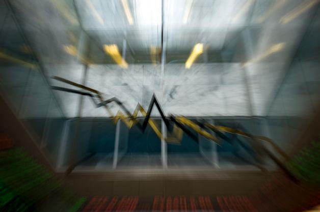 Εναλλαγή προσήμων στο Χρηματιστήριο την Τρίτη