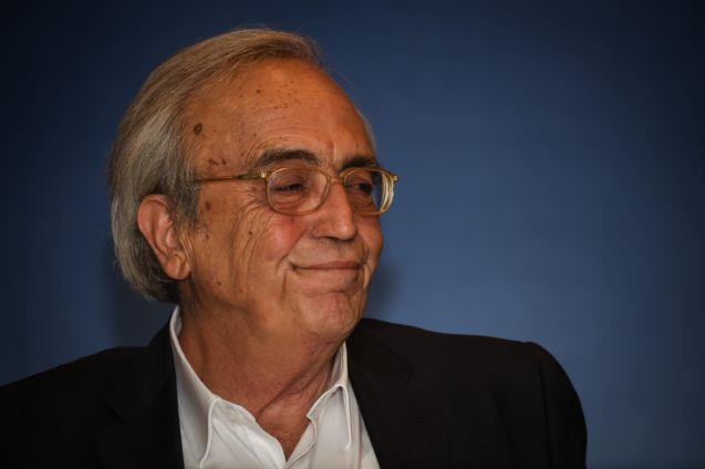 Στη Ζ.Δαράκη και τον Χ.Χαραλαμπάκη τα βραβεία της Εταιρείας Συγγραφέων