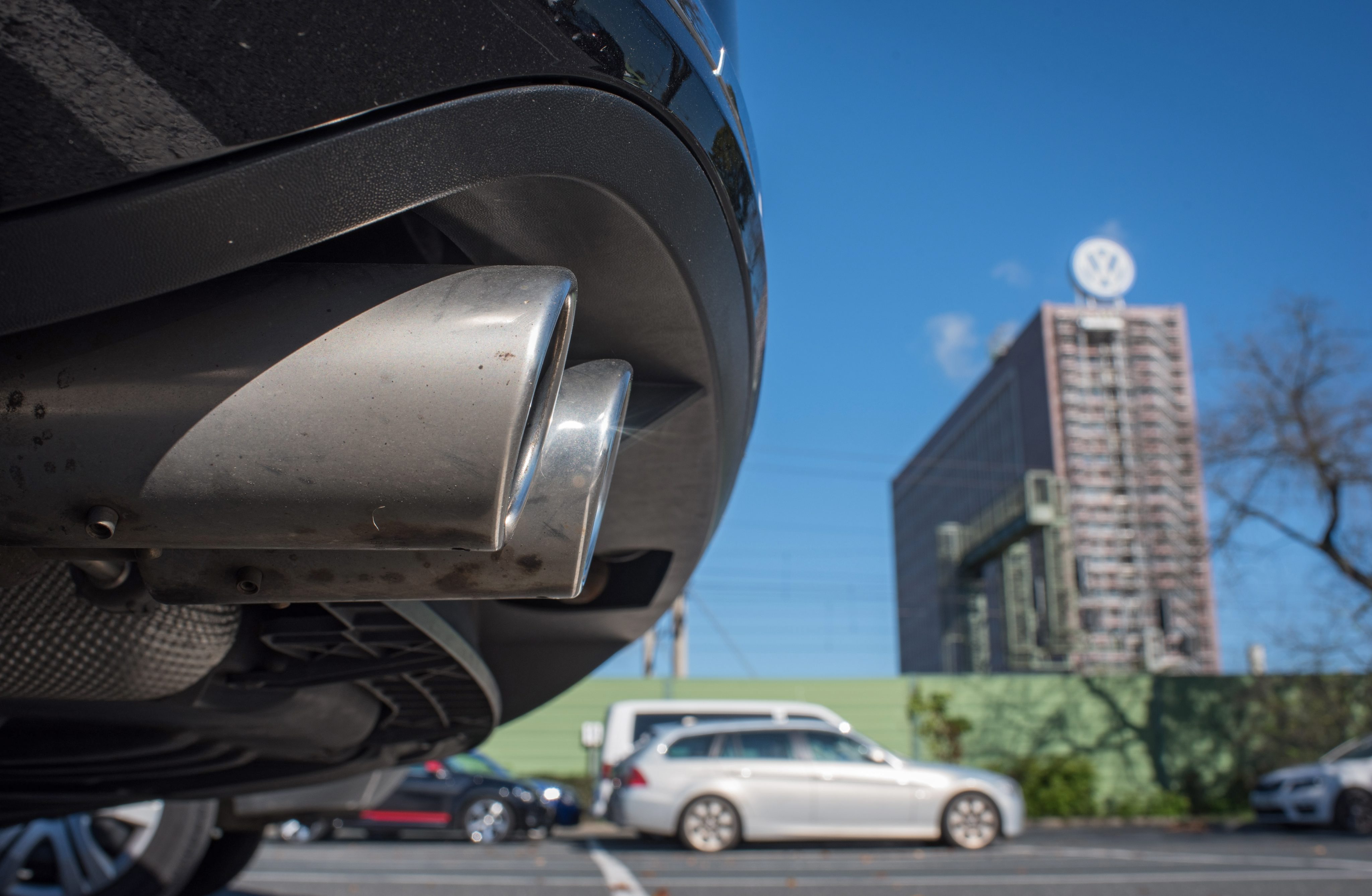 VW: Ονομαστικά μειωμένες εκπομπές C02 σε 800.000 αυτοκίνητα