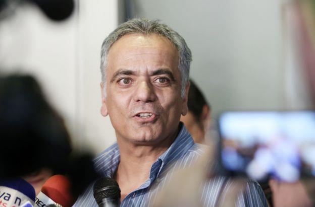 Σκουρλέτης: Η υστερική πατριδοκαπηλία οπλίζει τους ακροδεξιούς τραμπούκους