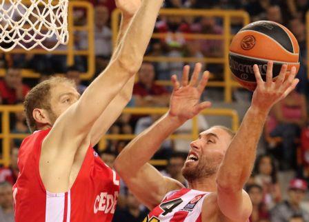 Να προσπεράσει απουσίες και Τσεντεβίτα θέλει ο Ολυμπιακός