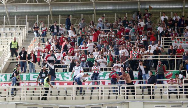 Μπλουζάκια με το πρόσωπο του Κεμάλ Ατατούρκ στον αγώνα με τον ΠΑΟ