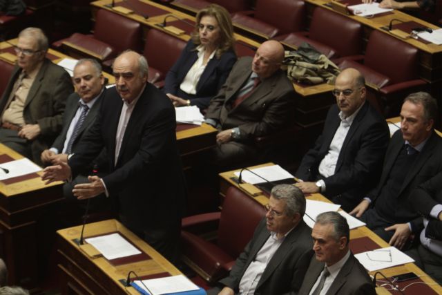 ΝΔ: Επερώτηση 20 βουλευτών για τα «λάθη της κυβέρνησης στο προσφυγικό»