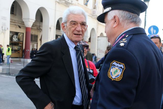 Δηκτικά σχόλια Μπουτάρη για τη φορολόγηση του τσίπουρου