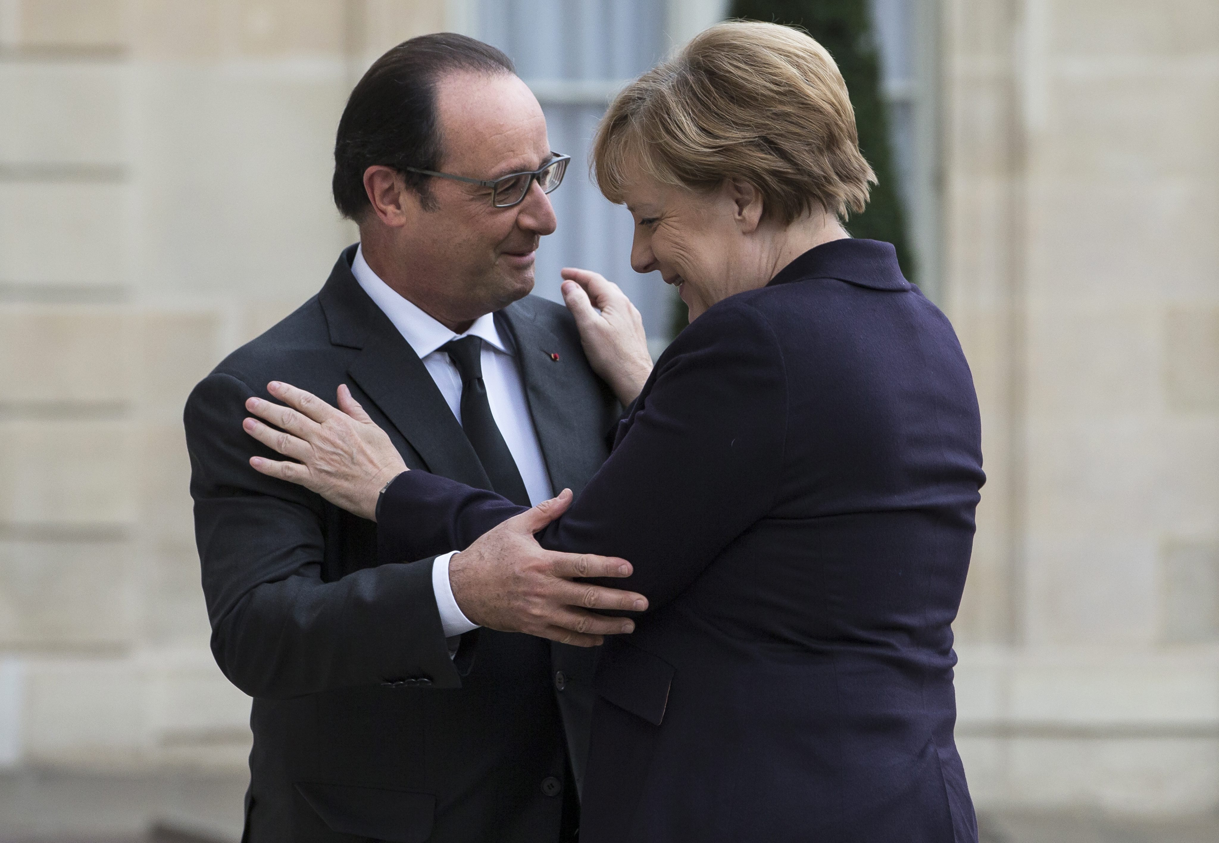 Στο Παρίσι την Τετάρτη η Ανγκελα Μέρκελ