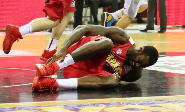 Με τον αμφίβολο Χάντερ στην Πόλη ο Ολυμπιακός