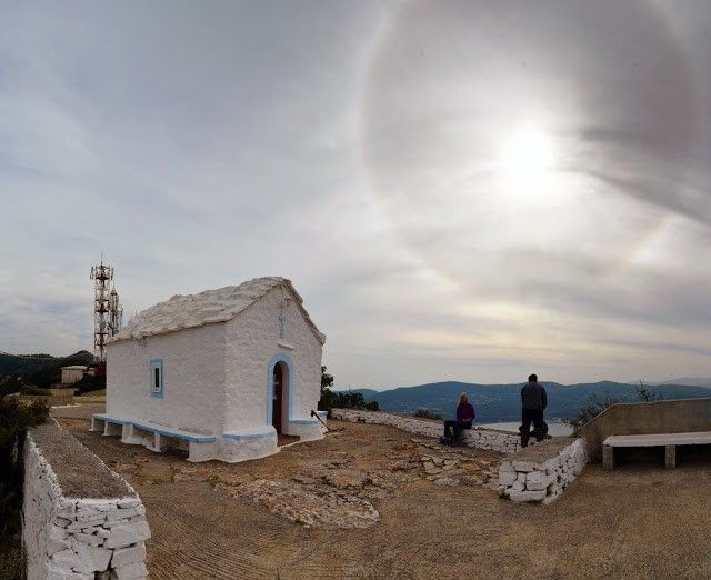 Σπάνια ηλιακή άλως πάνω από τη Σάμο