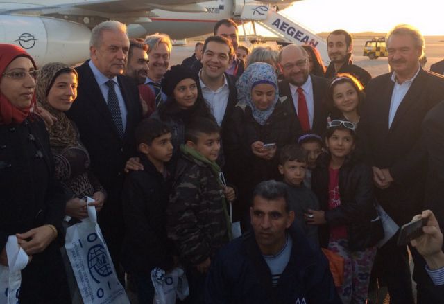 Έφυγαν οι πρώτες έξι οικογένειες προσφύγων για Λουξεμβούργο