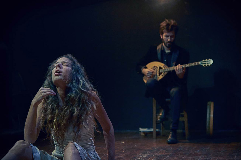 Παράταση για την «Αθηνά Χατζηεσμέρ, ετών 17» που συνομιλεί με την ιστορία