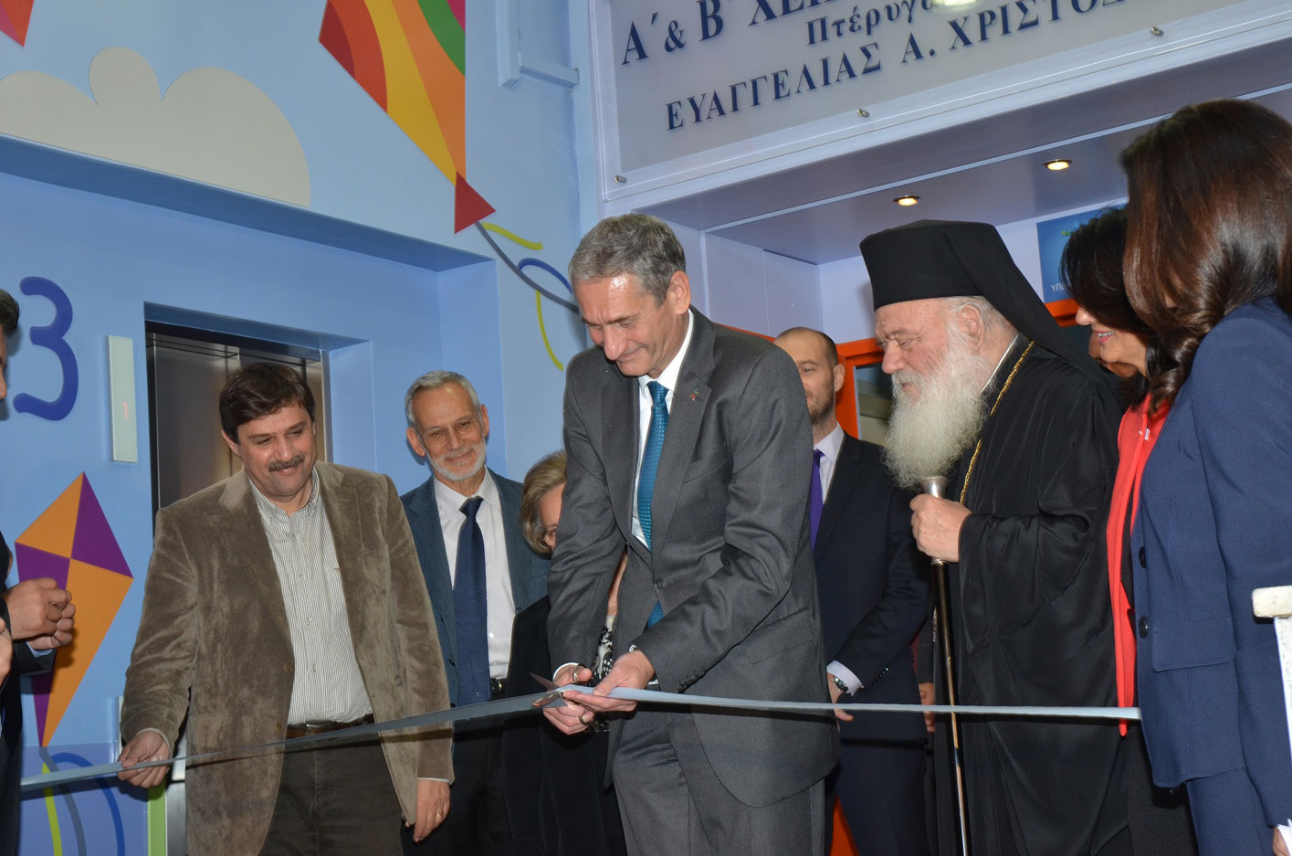 Σε λειτουργία οι δύο ανακαινισμένοι όροφοι των Νοσοκομείων Παίδων