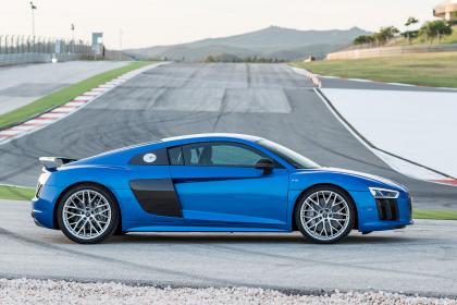 Πέντε κύλινδροι και e-turbo για την υπερτροφοδοτούμενη έκδοση του Audi R8