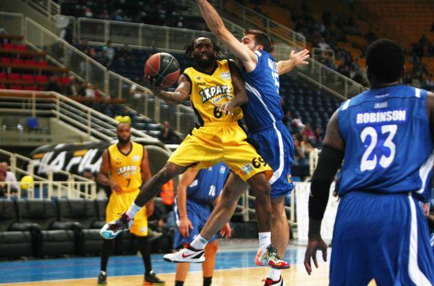 Συνεχίζει αήττητη η ΑΕΚ, 80-72 την Καβάλα