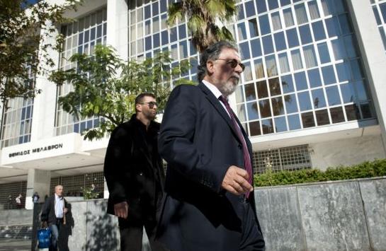 Μόνο ο Γ.Πανούσης καλείται στην Επιτροπή Θεσμών της Βουλής