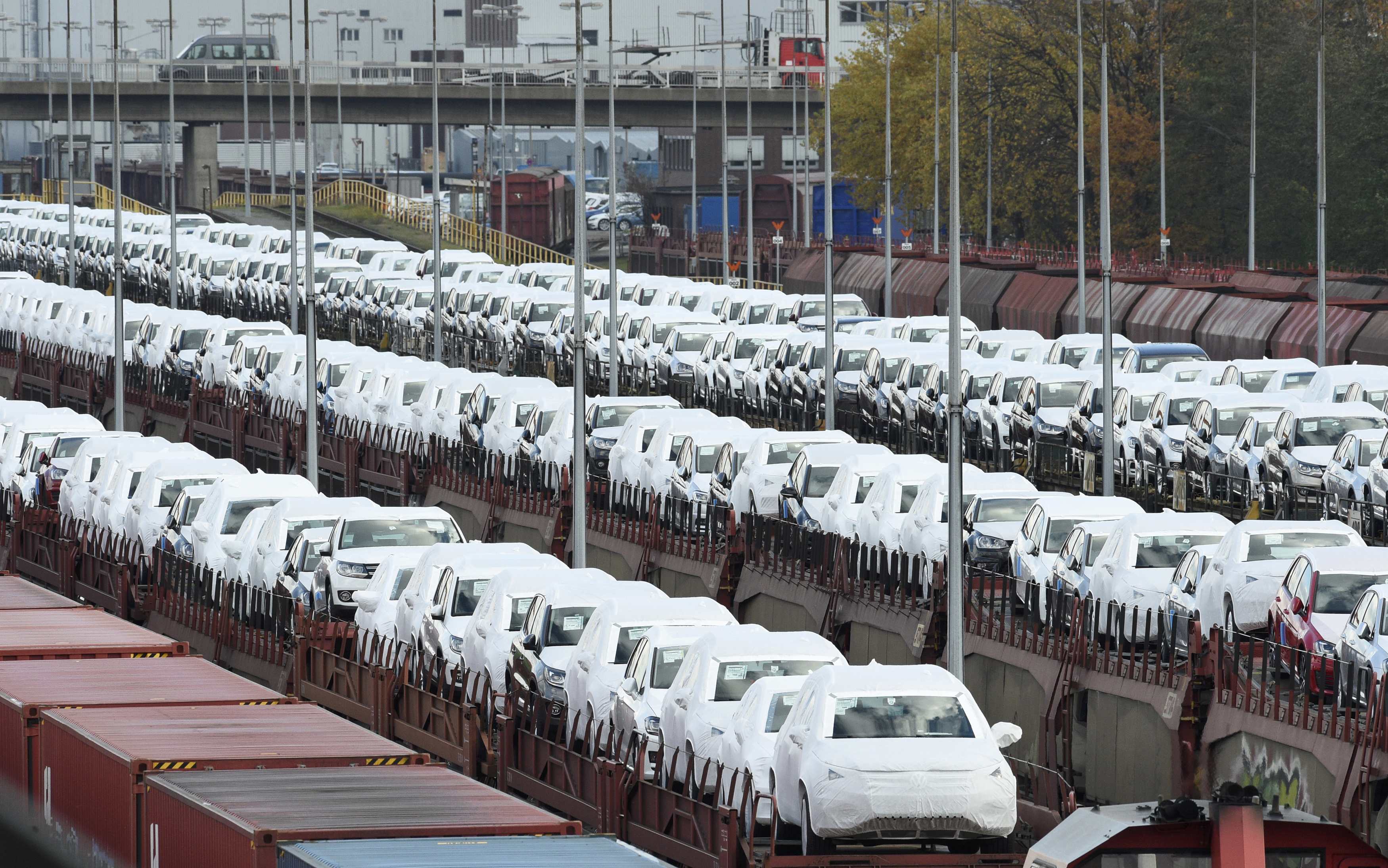 Αυξημένες -και- τον Οκτώβριο οι ευρωπαϊκές πωλήσεις αυτοκινήτων -στο +8,2% το δεκάμηνο
