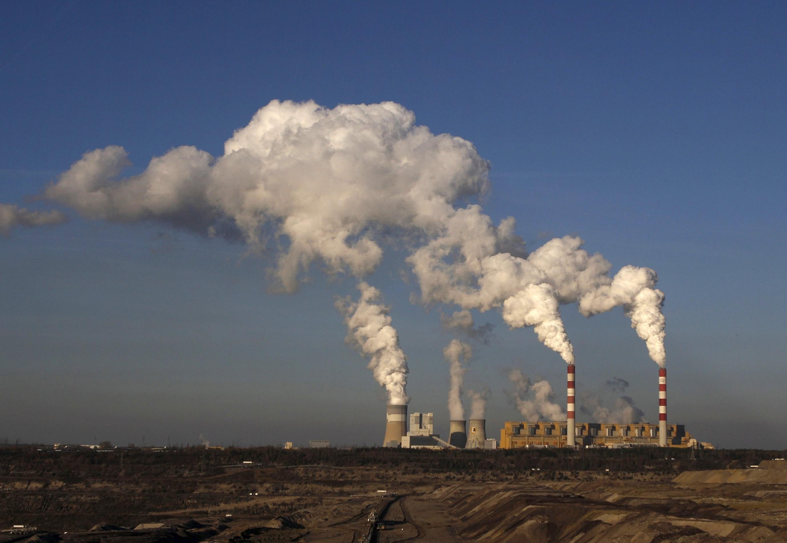 Η Βρετανία σχεδιάζει να καταργήσει το ρυπογόνο κάρβουνο