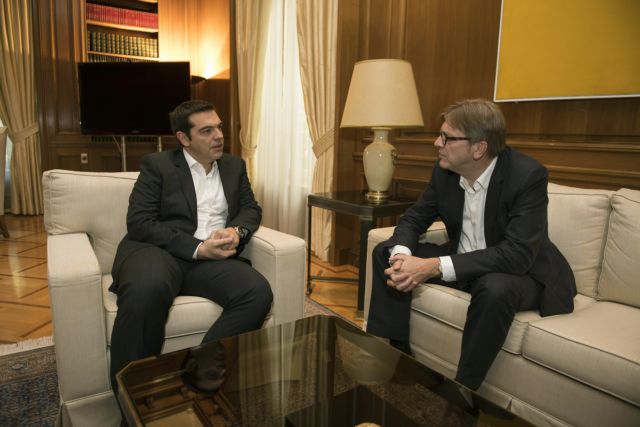 Προσφυγικό και ελληνικό πρόγραμμα συζήτησαν Τσίπρας – Φέρχοφστατ