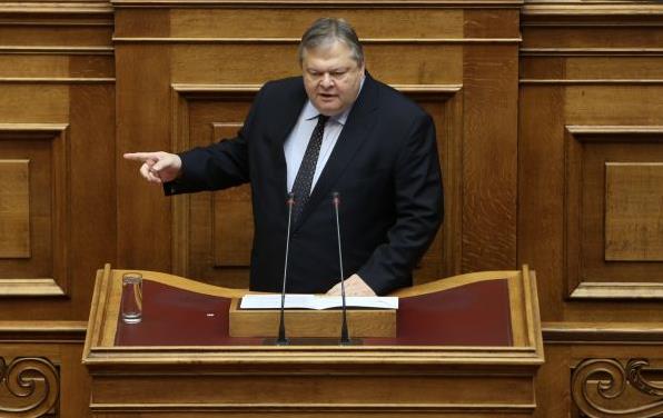 Βενιζέλος προς ΣΥΡΙΖΑ: Αν συνέβαιναν άλλοτε, θα φωνάζατε όρθιοι στα έδρανα