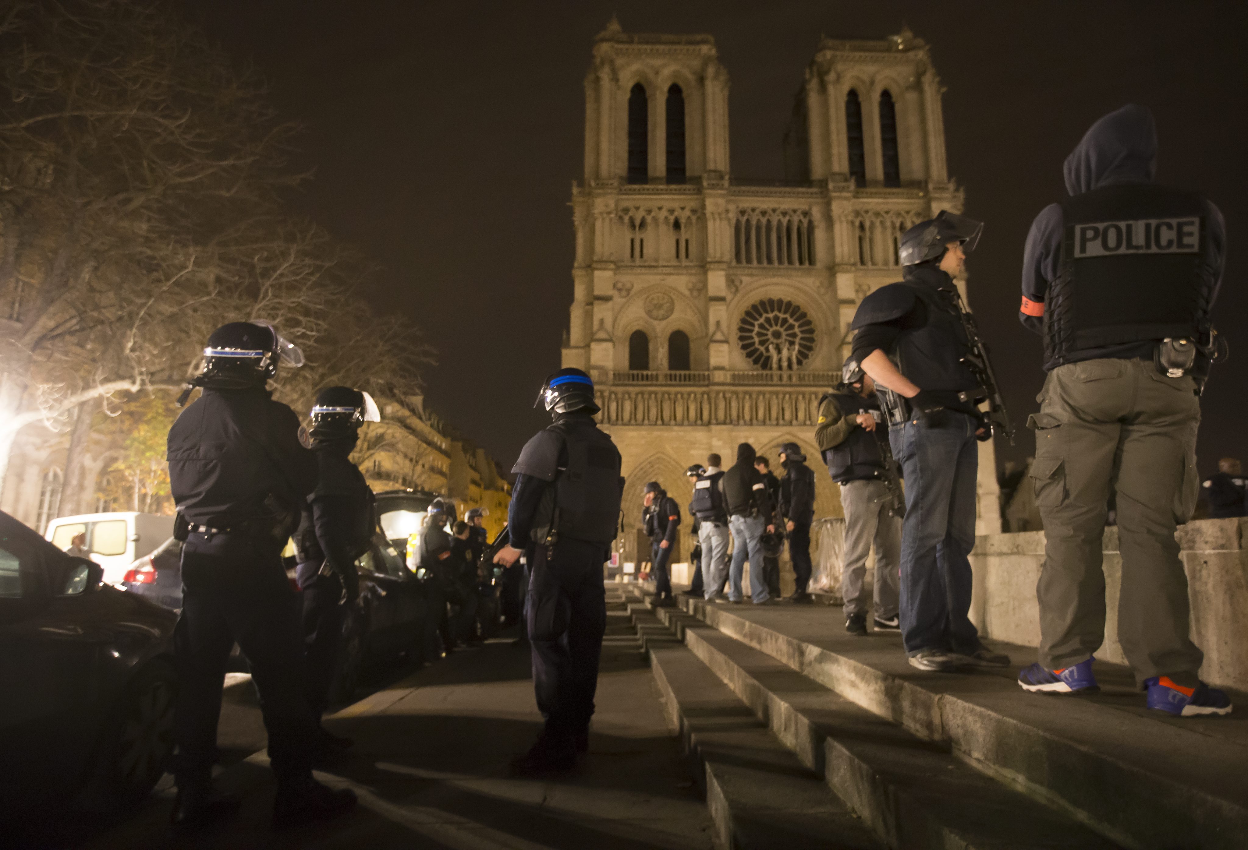 Χρονιά τρόμου στη Γαλλία: Από το Charlie Hebdo, στο TGV μέχρι την 13η Νοεμβρίου