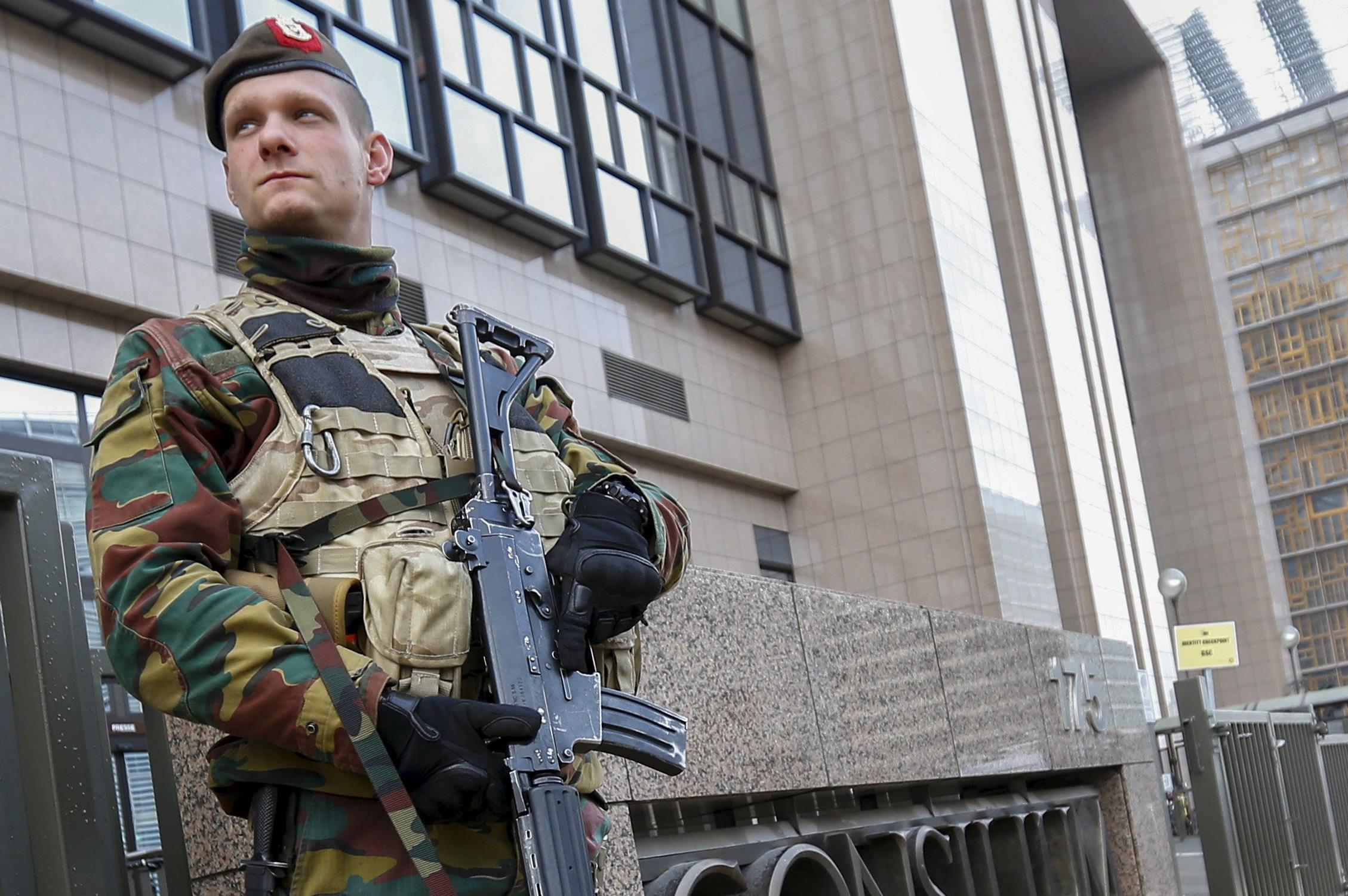 Νέες έφοδοι στο Βέλγιο για τις επιθέσεις στο Παρίσι