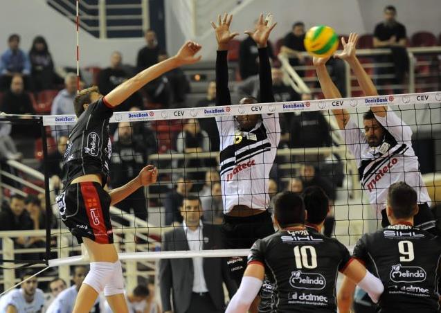 Ο ΠΑΟΚ το πάλεψε, αλλά… ατύχησε κόντρα στην ισχυρή Τρεντίνο