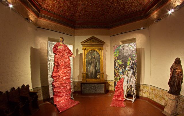 Γλυπτά του Νίκου Φλώρου δίπλα σε έργα του Ελ Γκρέκο