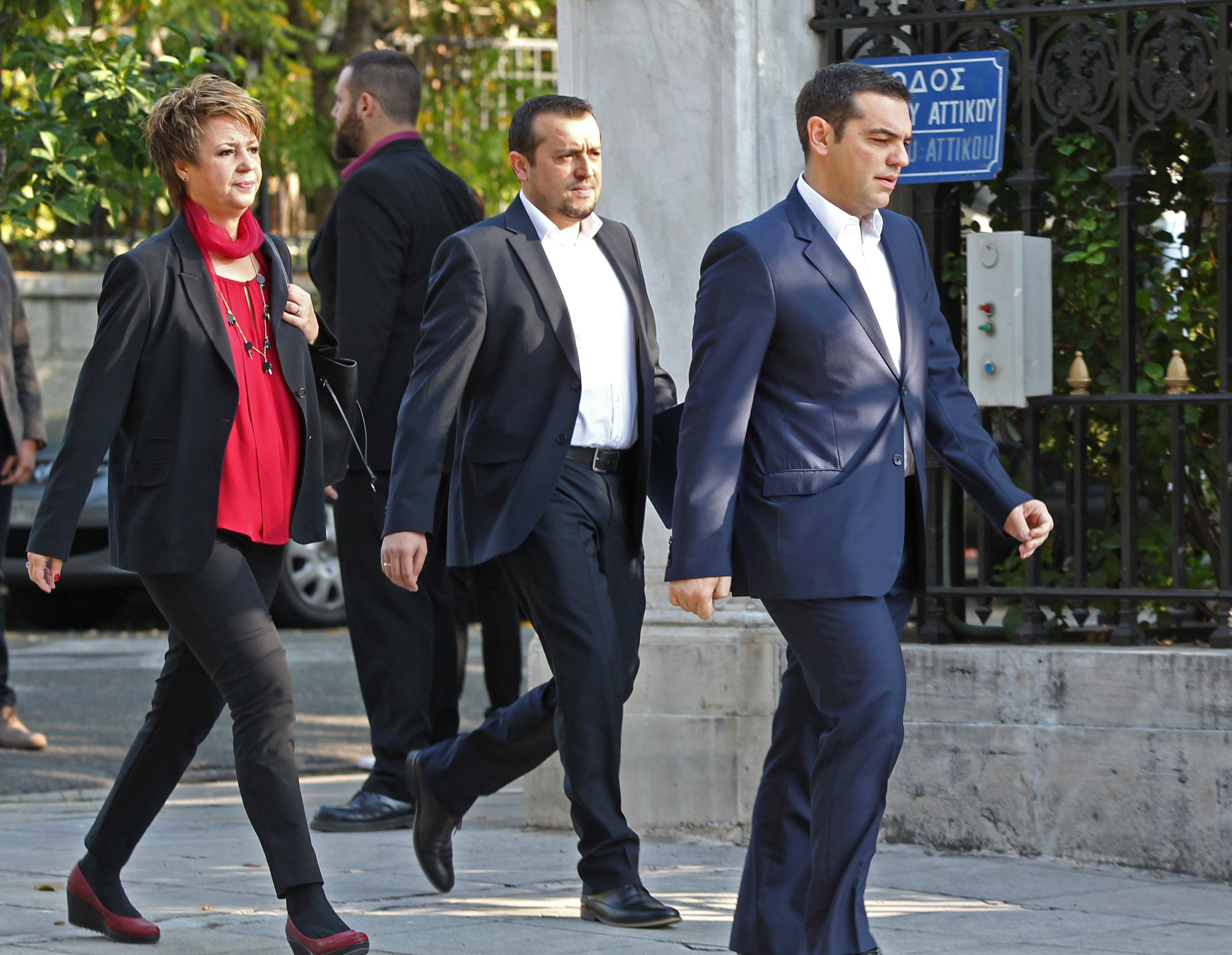 Μαξίμου: Η κυβέρνηση είναι συμπαγής και με 153