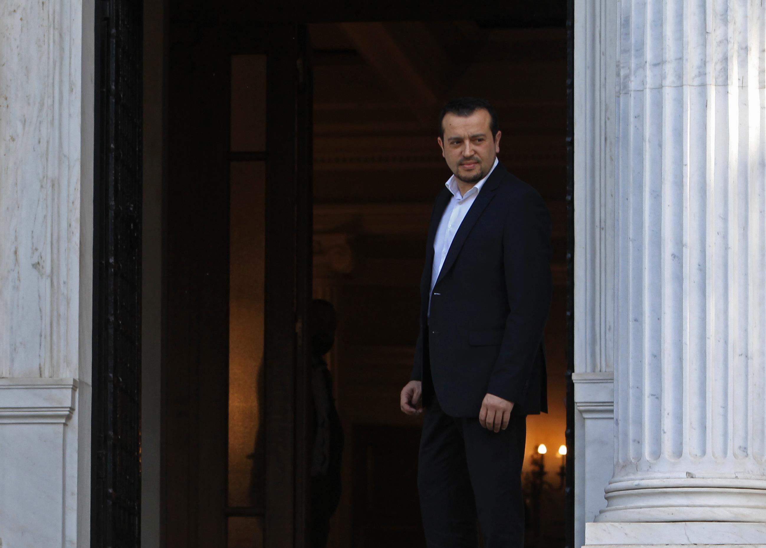 Συνάντηση του Νίκου Παππά με τον Αμερικανό πρέσβη