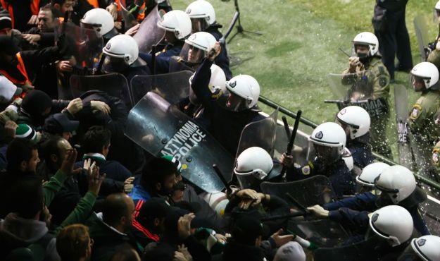 Δεκαέξι συλλήψεις στα επεισόδια της Λ. Αλεξάνδρας