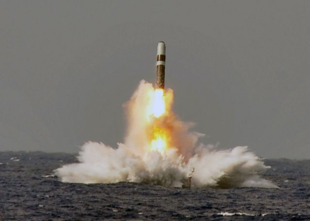 Τα βρετανικά πυρηνικά όπλα «ευάλωτα σε χάκερ»