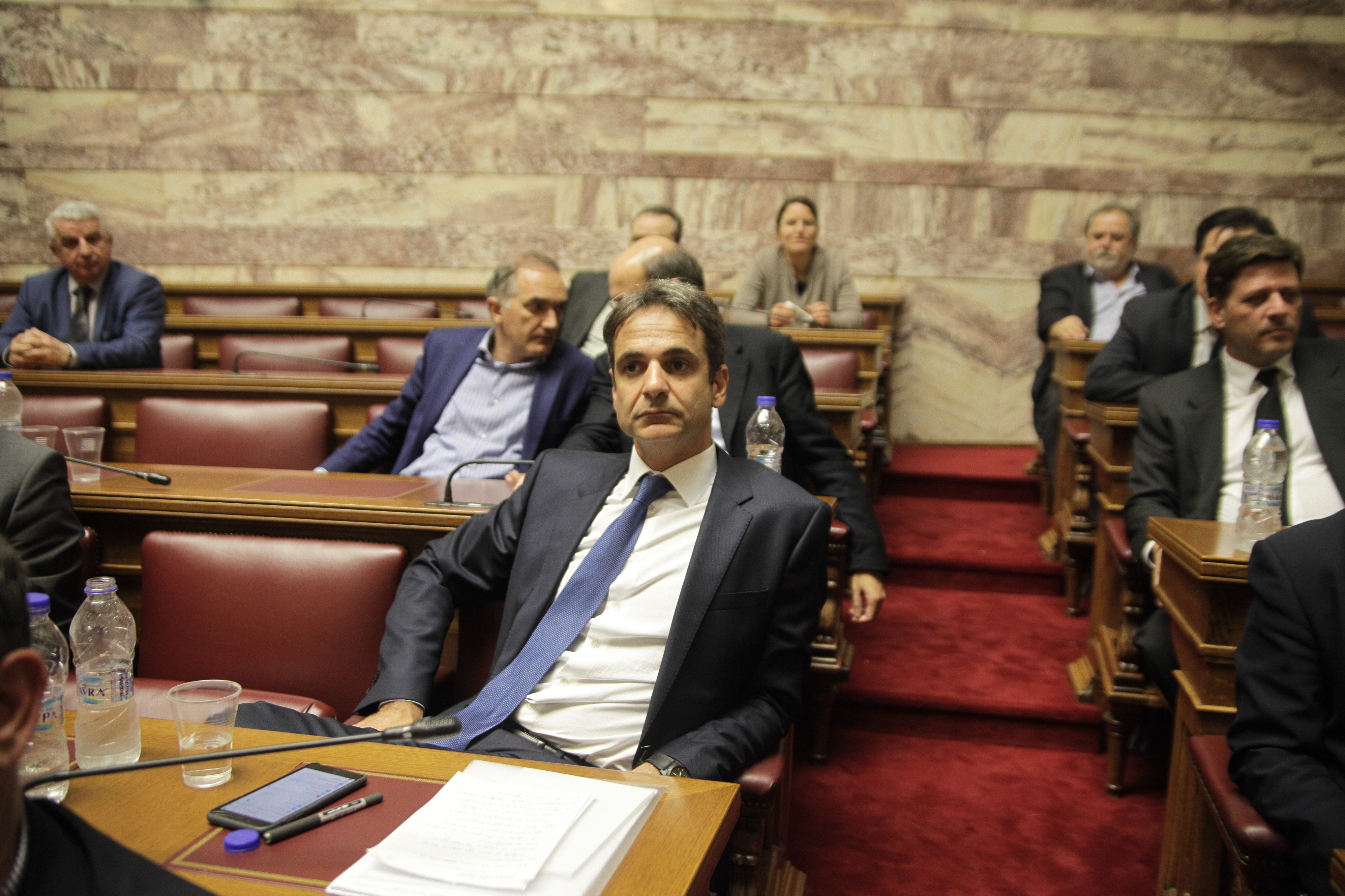 Προσπάθεια ενότητας στην ΚΟ της ΝΔ