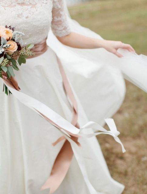 Τι κάνω αν λερωθεί το φόρεμά μου;