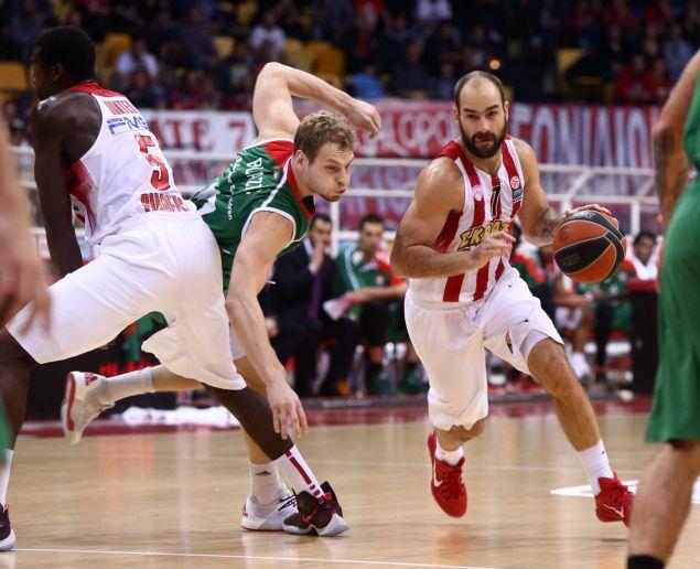 Ο Ολυμπιακός πρώτος και καλύτερος, νίκησε και την Λαμποραλ με 59-52