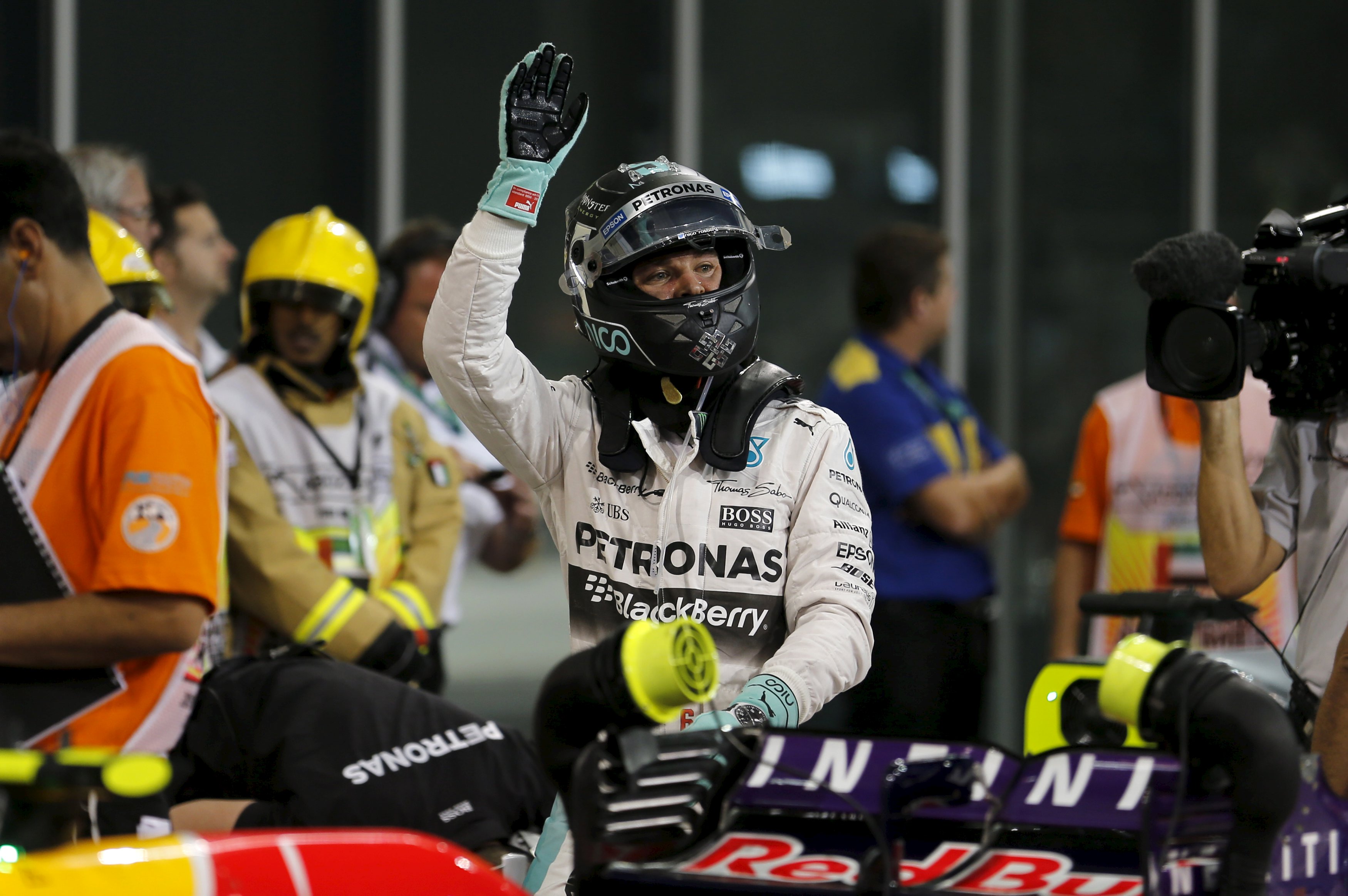 GP Abu Dhabi 2015: Έκτη συνεχή pole position για τον N. Rosberg