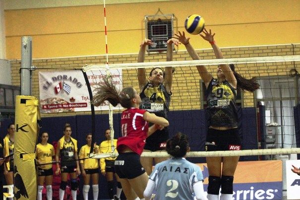 Ο Αρης πήρε το ντέρμπι, η ΑΕΚ δυσκολεύτηκε από τον Αίαντα