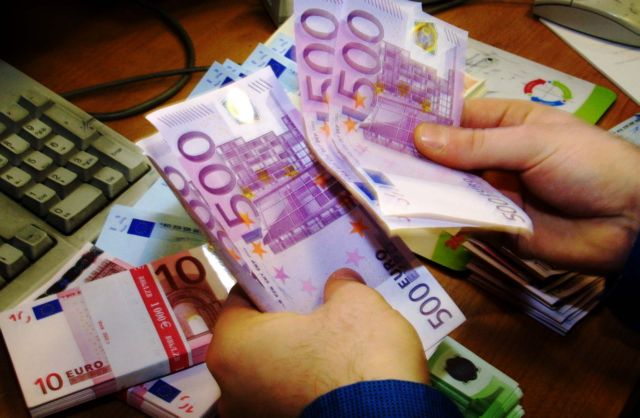 Ξεπέρασαν τα 10 δισ. ευρώ τα νέα «φέσια» στην Εφορία το 2015