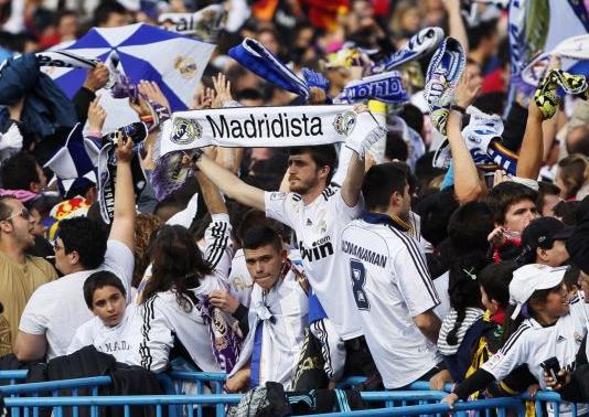Οριακή «νίκη» των Μαδριλέων οπαδών που δεν θέλουν Μουρίνιο