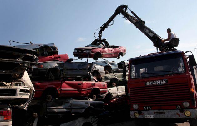 Προς παράταση το μέτρο της απόσυρσης αυτοκινήτων