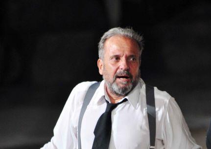 Τον Μ.Χατζησάββα αποχαιρετά ο κόσμος της πολιτικής και της τέχνης