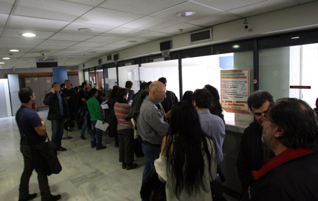 Οι 8 στους 10 έχουν πληρώσει τα τέλη κυκλοφορίας