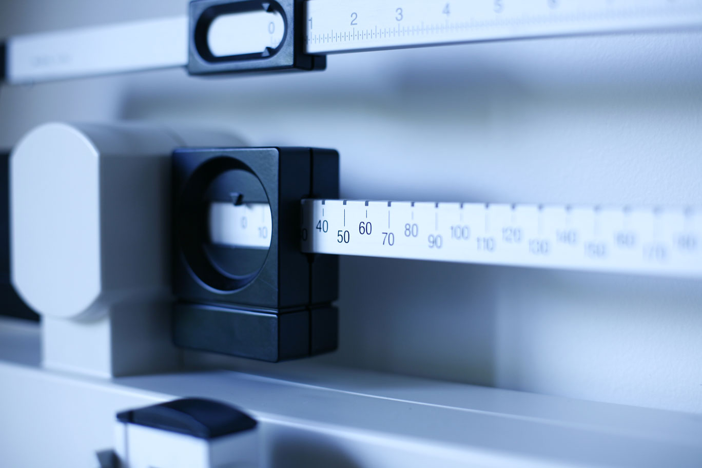 Πιο χαμηλό σωματικό βάρος έχουν όσοι ζουν μόνοι