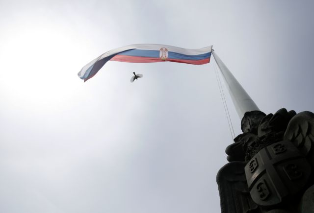 Σερβία: Μπαράζ συλλήψεων για διαφθορά, χειροπέδες σε πρώην υπουργό