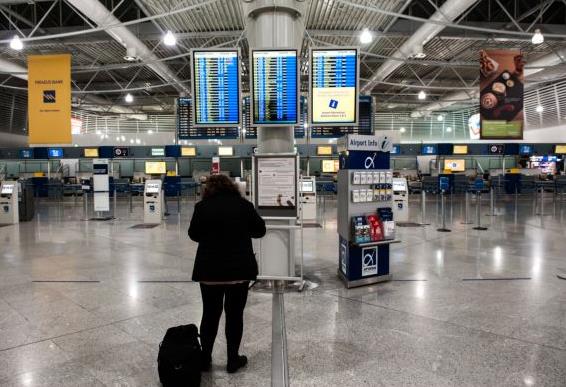 Αύξηση 10,2% στην επιβατική κίνηση των αεροδρομίων στο 11μηνο