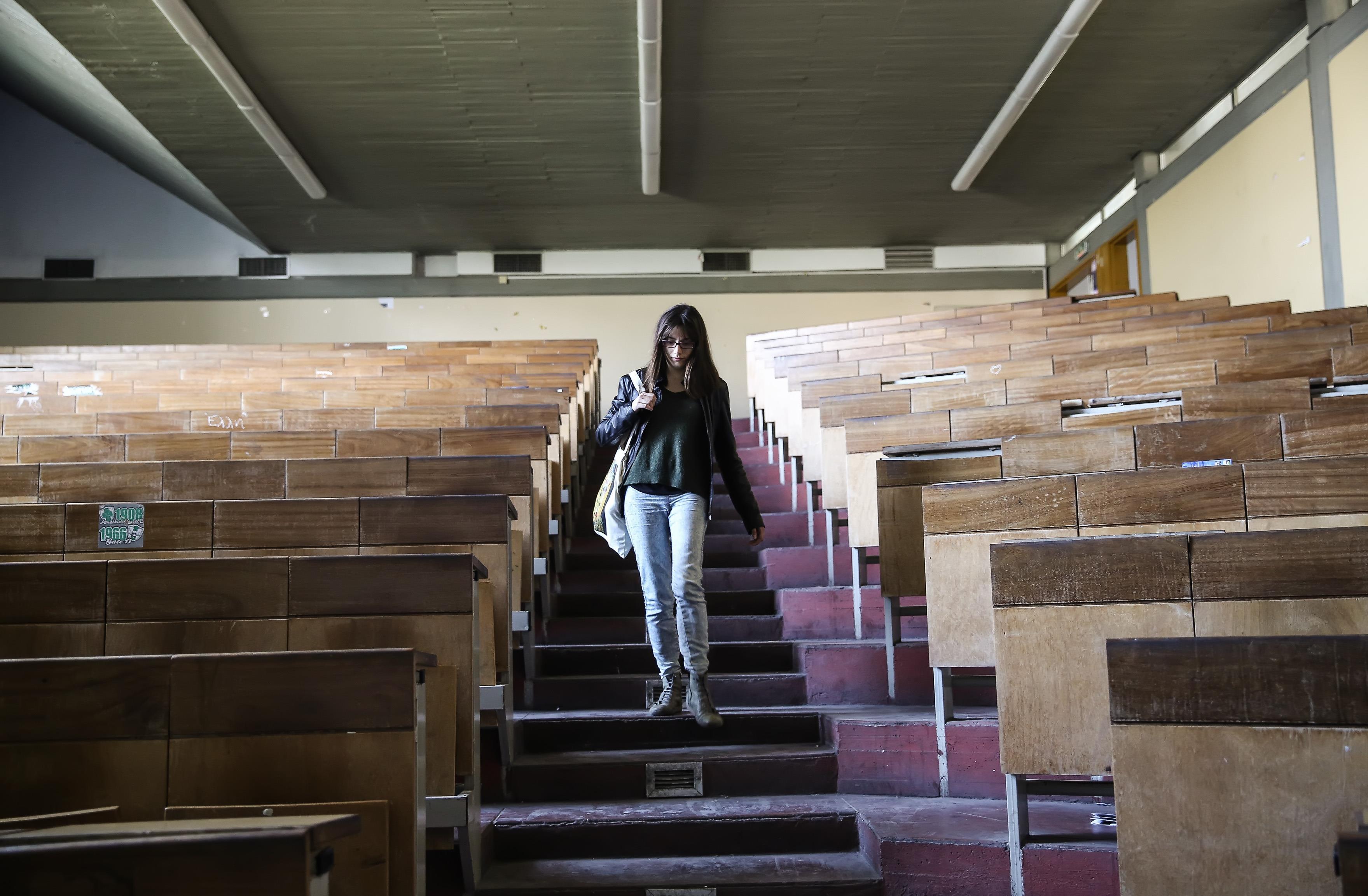 Σε θέσεις μάχης πρυτάνεις – υπουργείο Παιδείας