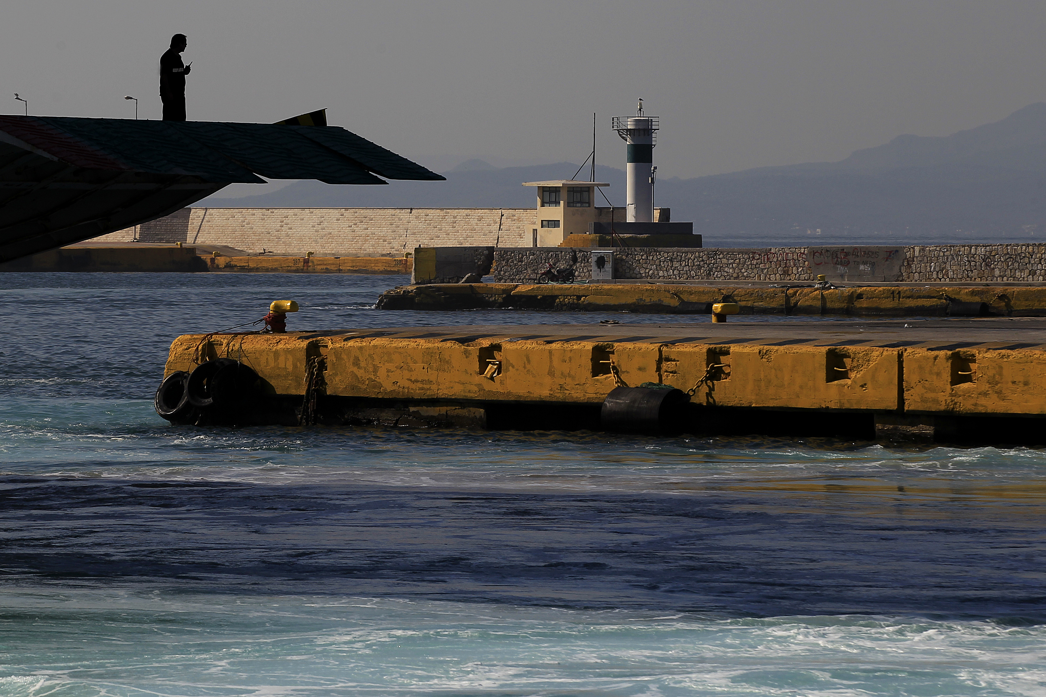 Συνεχίζει το ταξίδι του το «Νήσος Ρόδος»