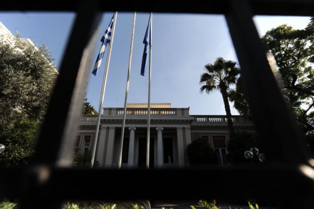 Μαξίμου κατά γερμανικών δημοσιευμάτων: «Εμμονικοί εχθροί μας»