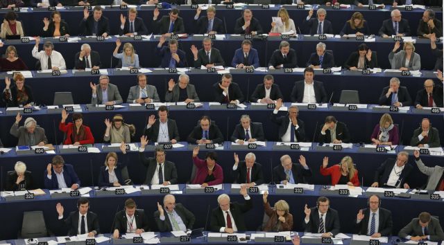 Άρση ασυλίας των ευρωβουλευτών Στ.Κούλογλου και Γ.Κύρτσου