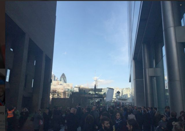 Εκκενώθηκε προσωρινά η περιοχή του σταθμού London Bridge